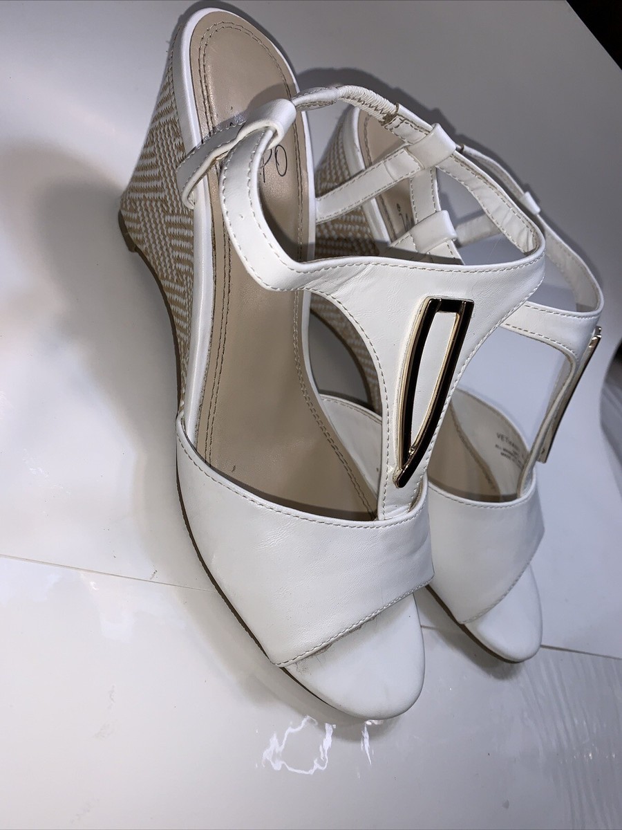 IMPO Vethany Women's White Wedge Heel Dress Shoes Size W/gold
