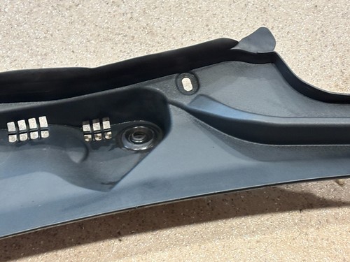 Zierleiste Mercedes 213 Zierleiste Scheibenwischer Wiper Trim A2138308703 - Picture 11 of 21