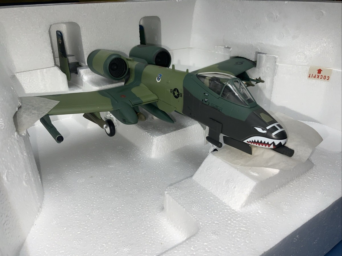 Franklin Mint Armour Collection A10 WARTHOG USAF AIR FORCE B11