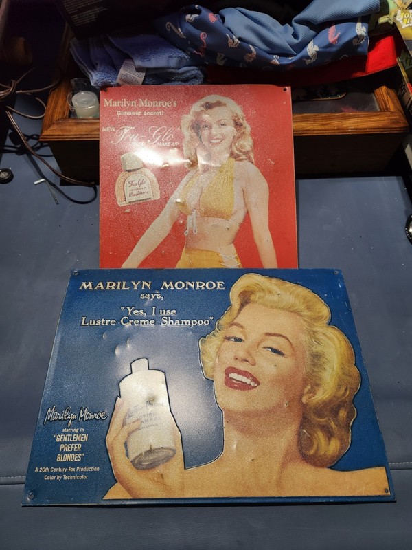 2 Vtg Marilyn Monroe 1993 Tin Sign Signs Lustre Creme Tru Glo Make Up