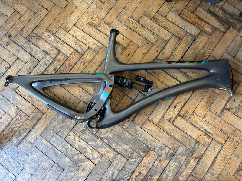 Yeti SB6 Turq XL 27.5