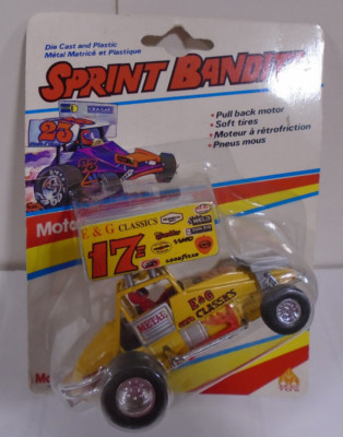 Maisto #8821-3 Sprint Bandits E&G CLASSICS #17 PULL BACK MOTOR NEW IN BOX