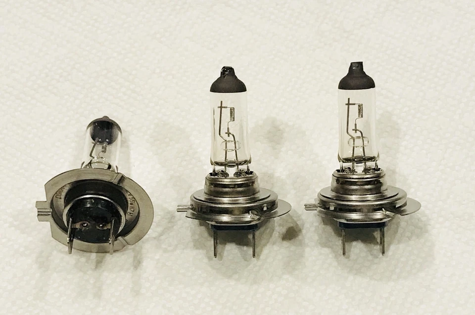 H11 Hallogen Lamps - Mercedes Benz - Bmw Universal Fit (Combined Shipping) - Image 2 of 4