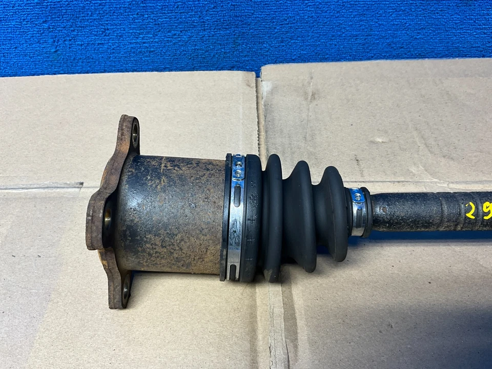 2006 - 2008 LEXUS RX400h AWD 后轴右轴原始设备制造商 — 第 4/4 张图片