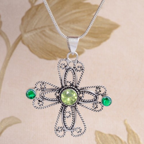 Magnifique Pendentif Croix En Argent 925 Avec Améthyste Verte Naturelle En Forme De Poire - Idée Cadeau