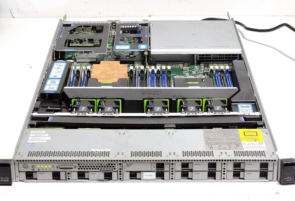 Cisco UCS C220 M3 1U Server BOOTS Xeon E5-2609 2.4GHz 600GB HDD - Image 3 of 4