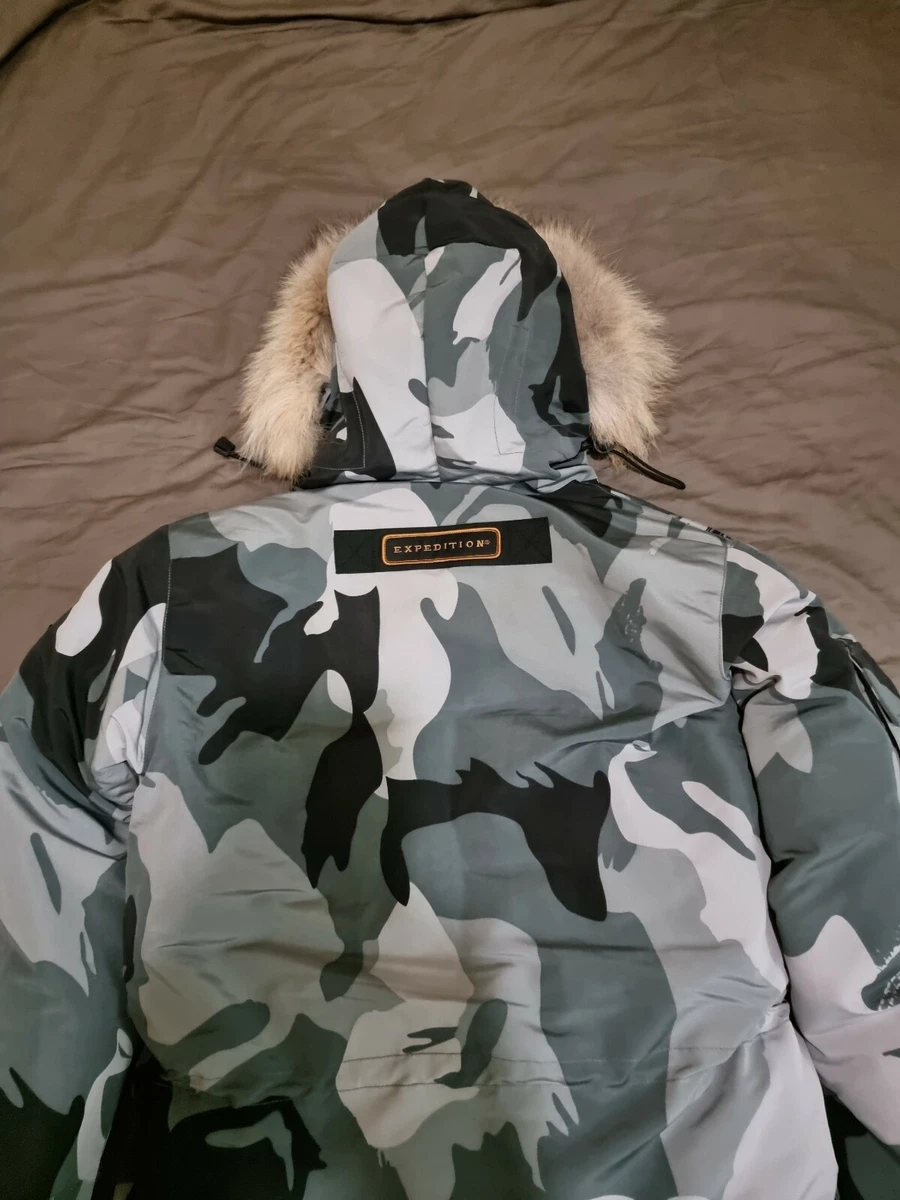 Canada Goose Brush Camo Expedition Parka Size Medium AUTHENTIC