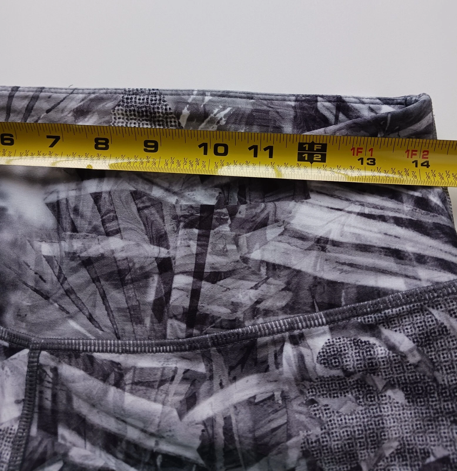 mpg patterned activewear capri leggings
