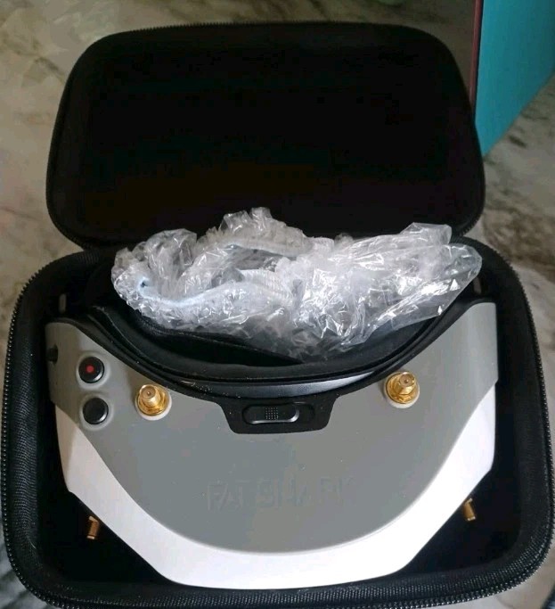 Rying Case  & Box