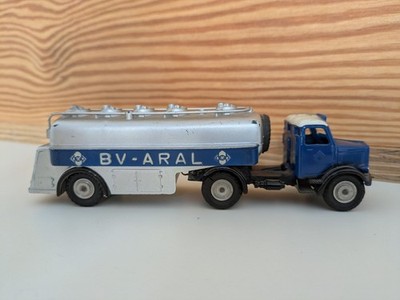 Märklin 5521 /27 MAN BV ARAL Tankwagen Baujahr 1952 Tankwagen Sattelzug