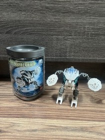 Lego Bionicle Lot Of 4 (8561, 8565, 8739, 8602)