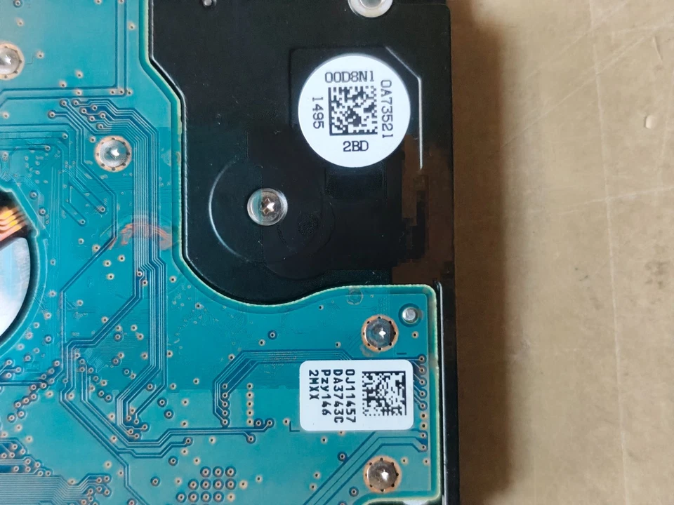 HGST HTS547575A9E384 750GB 2,5" HDD Festplatte 5400rpm 8MB SATAII - Bild 3 von 4