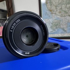 Sony E SEL35F18 35mm f/1.8 OSS Wide Angle Aut...