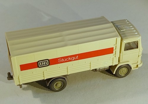 Wiking 1:87 1975 Mercedes Benz LP811 DB Stuckgut parcel delivery truck tan - Picture 3 of 7