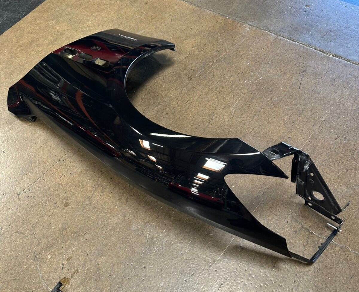 Maserati Granturismo, GranCabrio, LH, Driver Side Fender, Used P/N 980145038