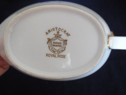 Aristocrat Royal Rose Gravy Boat & Under Plate Hand Painted Gold Rose Crown Mark - Picture 5 of 8
