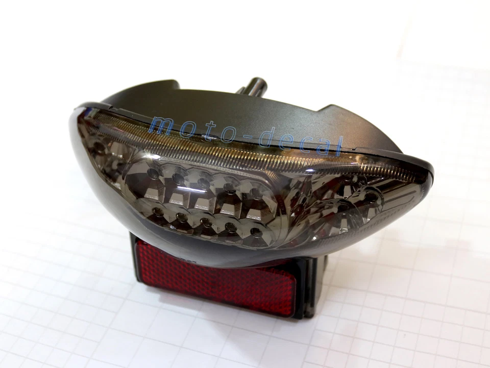 Luces traseras LED luz trasera intermitente para Suzuki 1998-2006 Katana 600/Katana 750 Foto 4 de 4