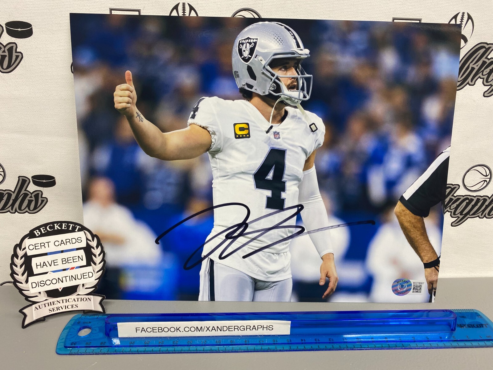 LAS VEGAS OAKLAND FRESNO ST BULLDOGS PRO BOWL Autographed Signed LAS VEGAS RAIDERS DEREK CARR RAIDERS 8x10 FOOTBALL PHOTOGRAPH BECKETT BAS COA 