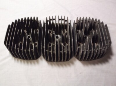 H1 KAWASAKI CYLINDER HEAD LH RH 11001-098-2H CENTER 11001-099-2H