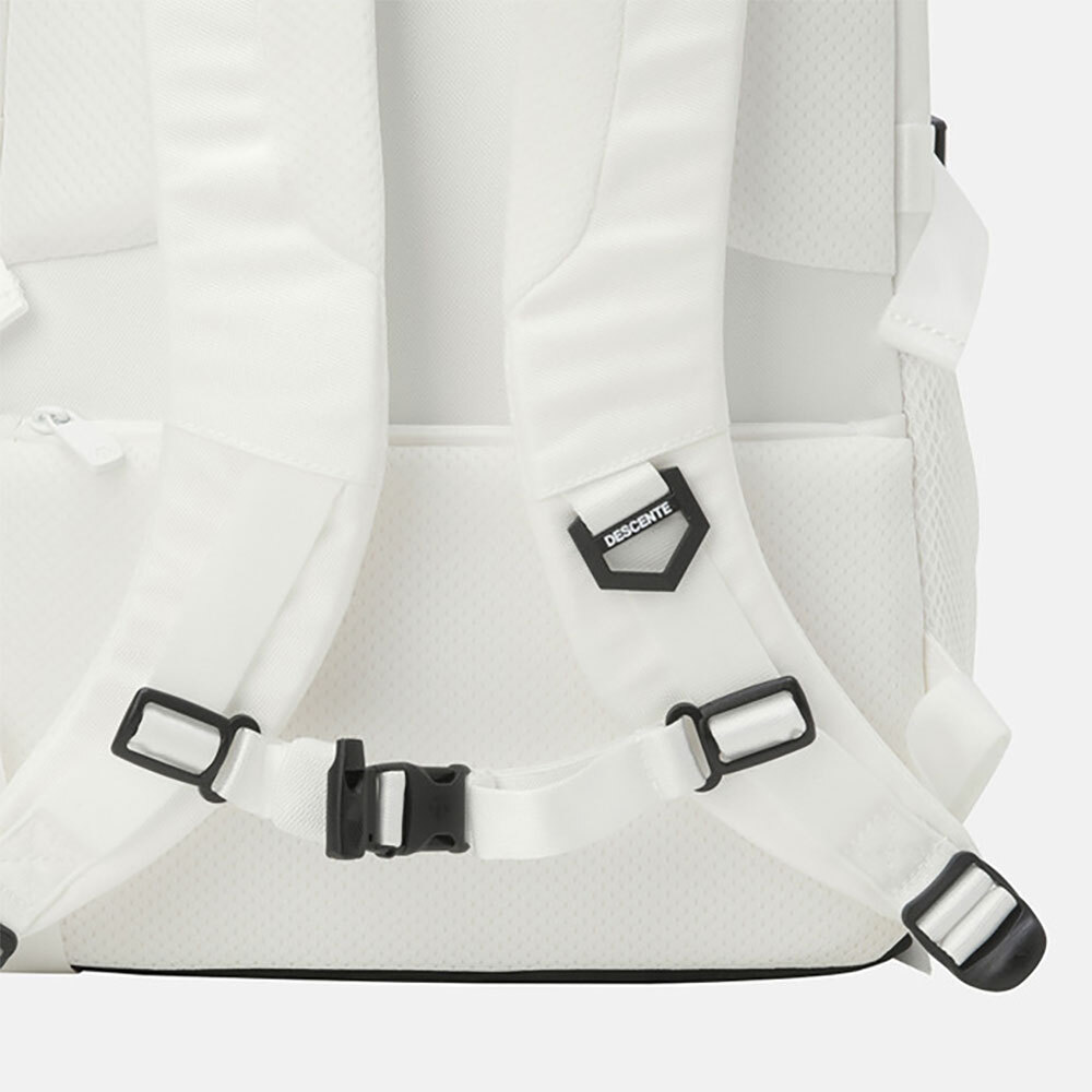 Elegant Backpack Sサイズ ホワイト 11/19(水)12:00再販売予定 ◾︎ Elegant Backpack size：S / M color