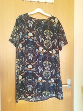 Boohoo Navy Blue Floral Short Sleeve Dress Size 12