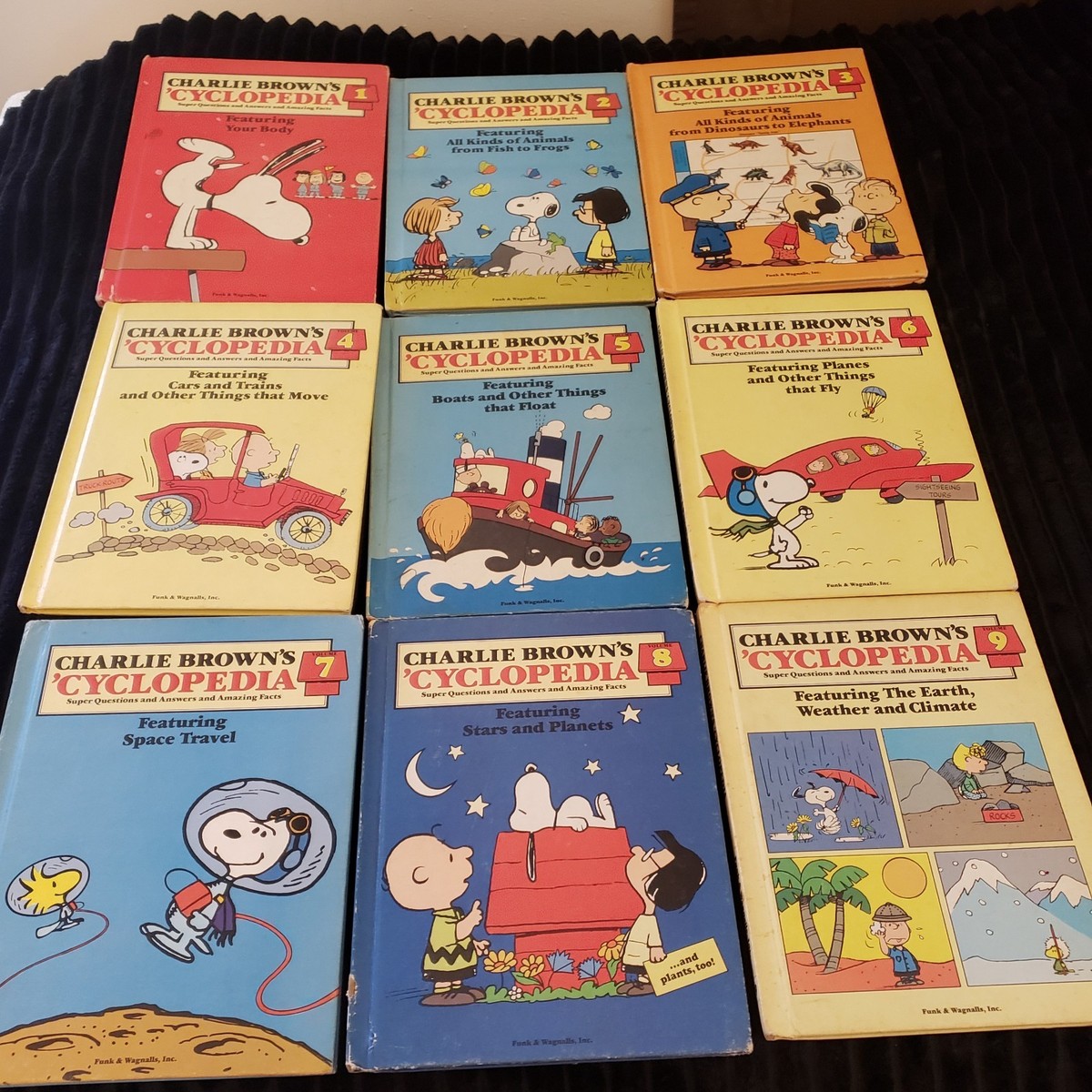 Lot of 9 Charlie Brown's 'Cyclopedia Volumes 1-9 | eBay