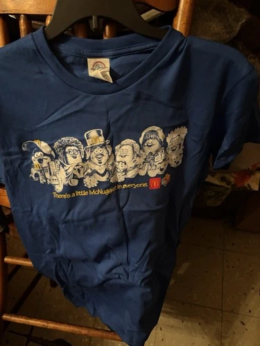 McDonald's Crew Employee There A Little Nugget In Everyone T Shirt Small