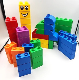 LEGO Quatro 5357 Bucket Building Bricks Set Incomplete 59 of 75 pcs