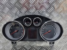 Compteur Opel INSIGNIA