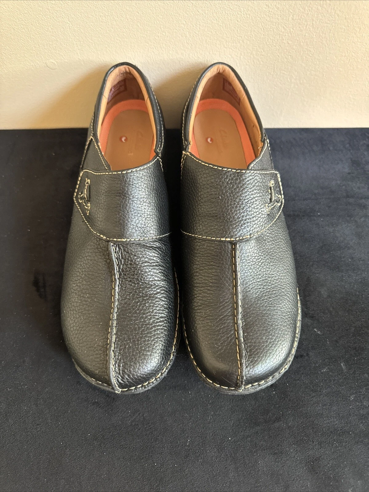 Mocassini Clarks Unloop destrutturati in pelle nera con ciottoli scarpe slip on donna 10