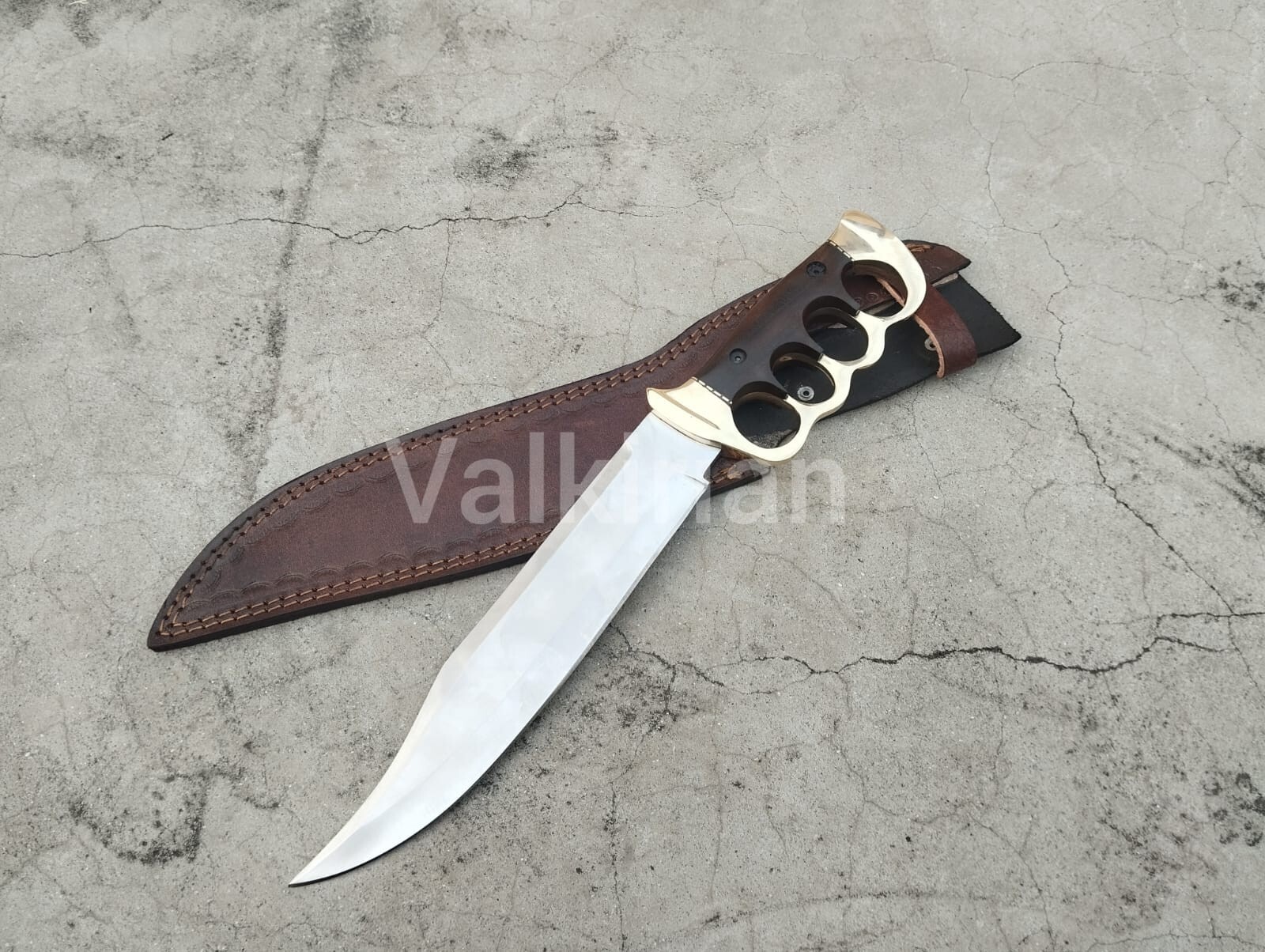 Custom Handmade D2 Steel TACTICAL BOWIE HUNTING KNIFE COMES with SHEATH