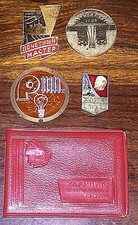 LOT COLLECTION 4 MEDAL BADGE DOCUMENT LABOR INDUSTRY COMPETITION SOVIET RUSSIA