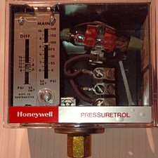 Honeywell Pressuretrol Controller L604A1185 10-150 PSI SPDT Differential