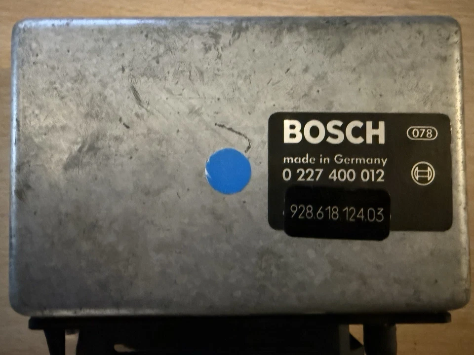 1985 Porsche 928s 5.0 L Bosch Computer 928 618 124 03, And 928 618 123 03 - Imagem 2 de 4