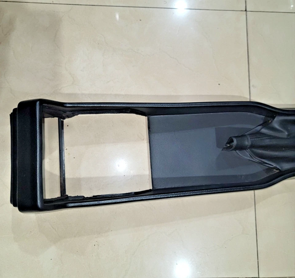 Consola central Alfa Romeo Spider freno de mano sección 86 a 94 (#2) Foto 4 de 4