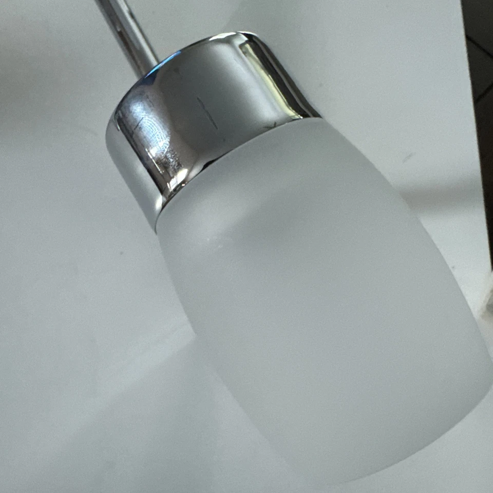 Kit de barra de iluminación de 4 luces cromadas Foto 3 de 4