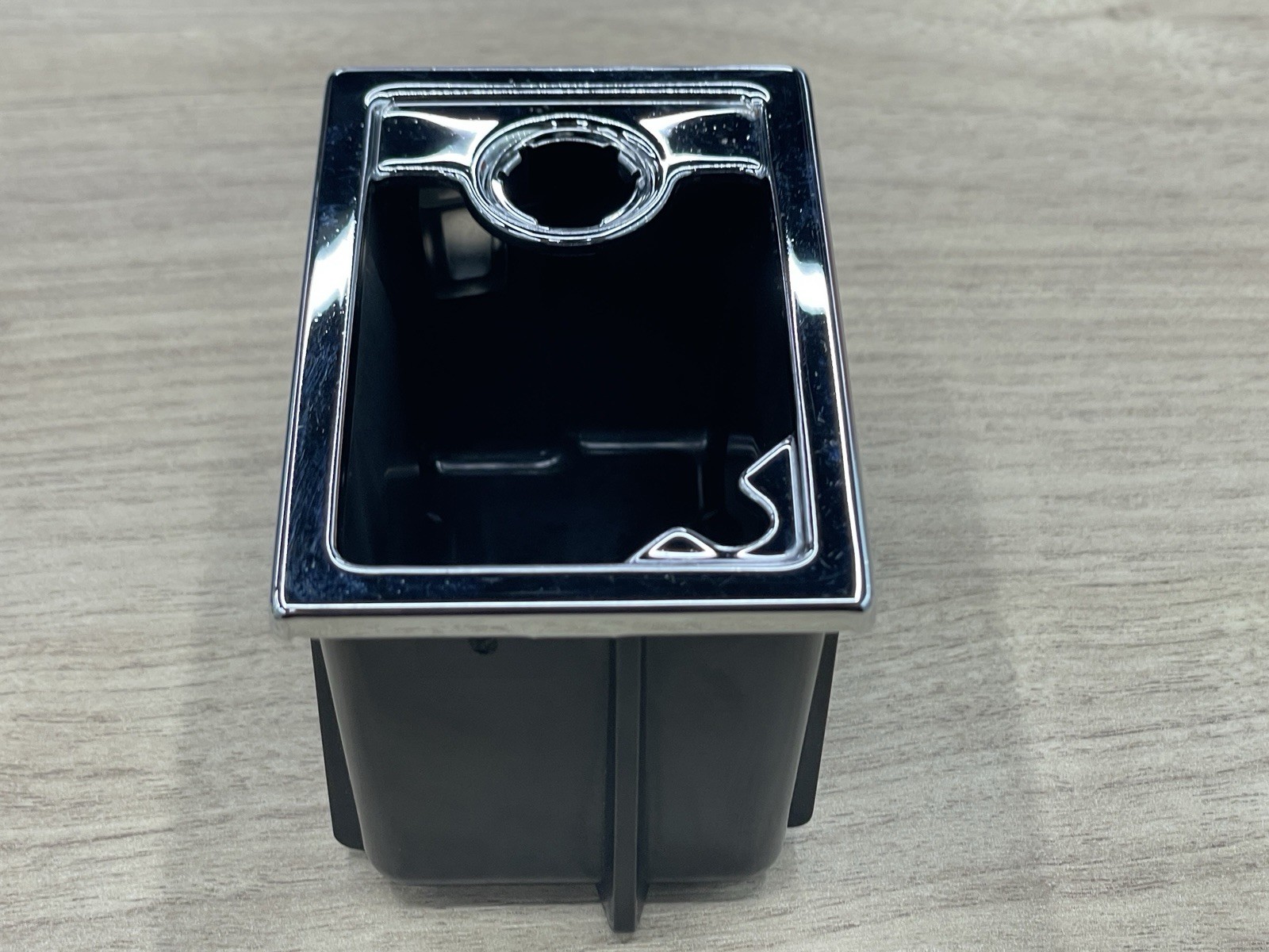 2009 BENTLEY CONTINENTAL FLYING SPUR CENTER CONSOLE ASHTRAY COMPARTMENT OEM