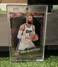 24-25 Panini Prizm Black Snake Skin CASE HIT Jonas Valančiūnas #142 Kings