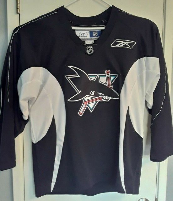 hockey jerseys for sale near me