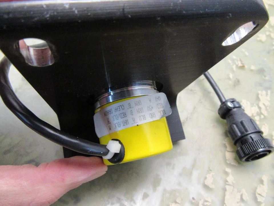 Lucas Ledex l015 dm-1000-5ld-1 rotary encoder [2*OO-89] - Image 3 of 4