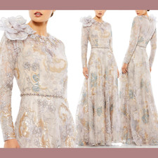 NWT$1198 Mac Duggal [ 10 ] 79374 Embellished Long Sleeve Rose Applique Gown J851