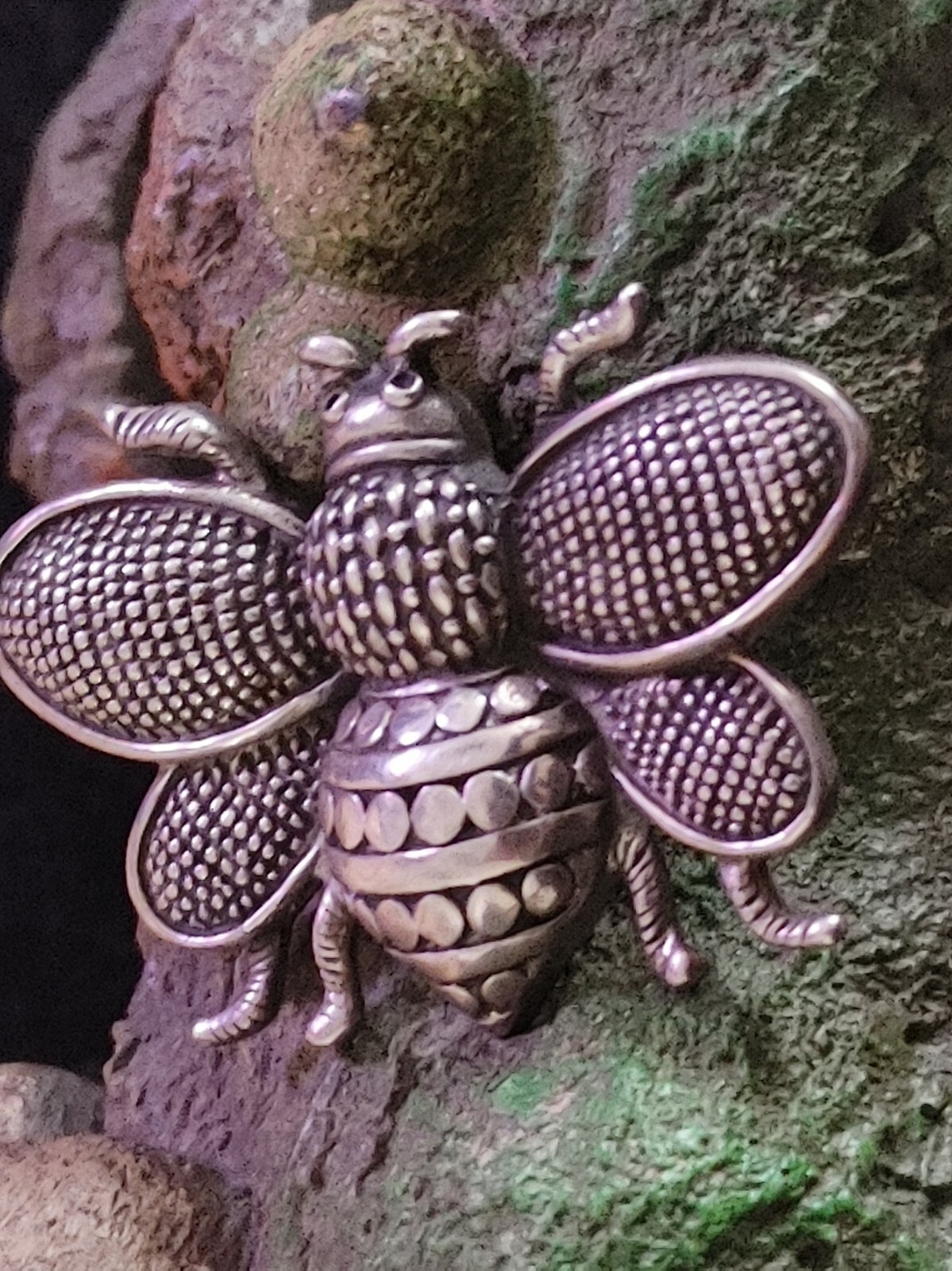 Sterling Silver Patterned Textured Bumblebee Broo… - image 13