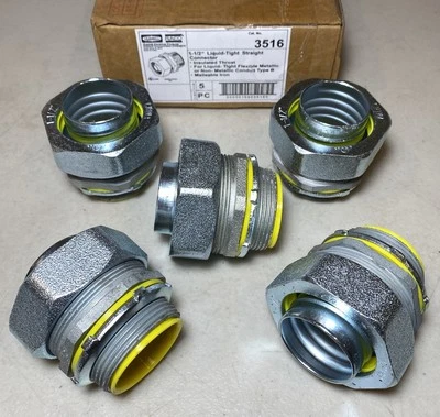 (Qty 5) Hubbell 3516 1-1/2" Liquid Tight Insulated Straight Connector - Image 1 of 4