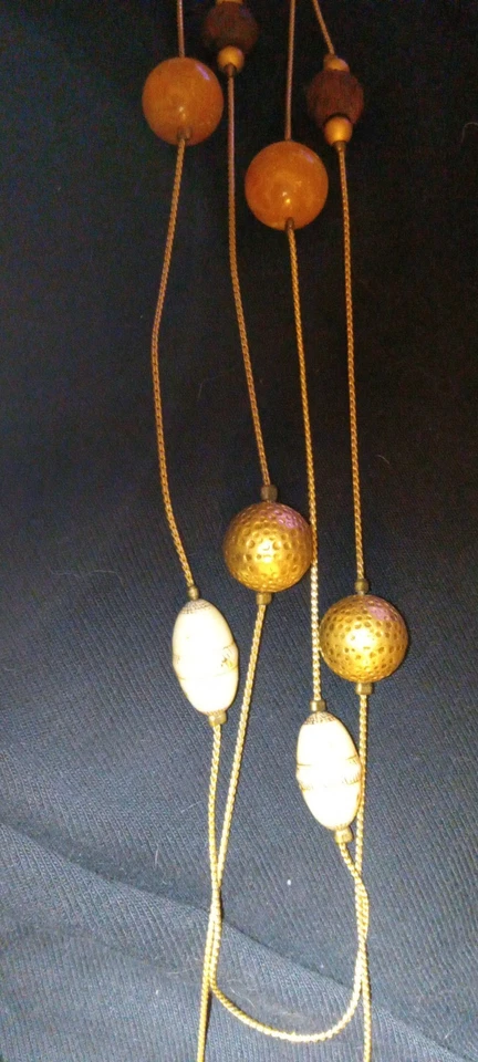 Collar largo 28" 2 hebras chapado en oro cuentas mixtas Foto 3 de 4