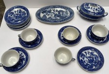 Vintage Blue Willow child's tea set Made In Occupied Japan 18 Pieces