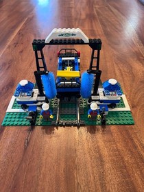 LEGO Trains: Train Wash (4553), *complete*, pre-owned, includes instructions.