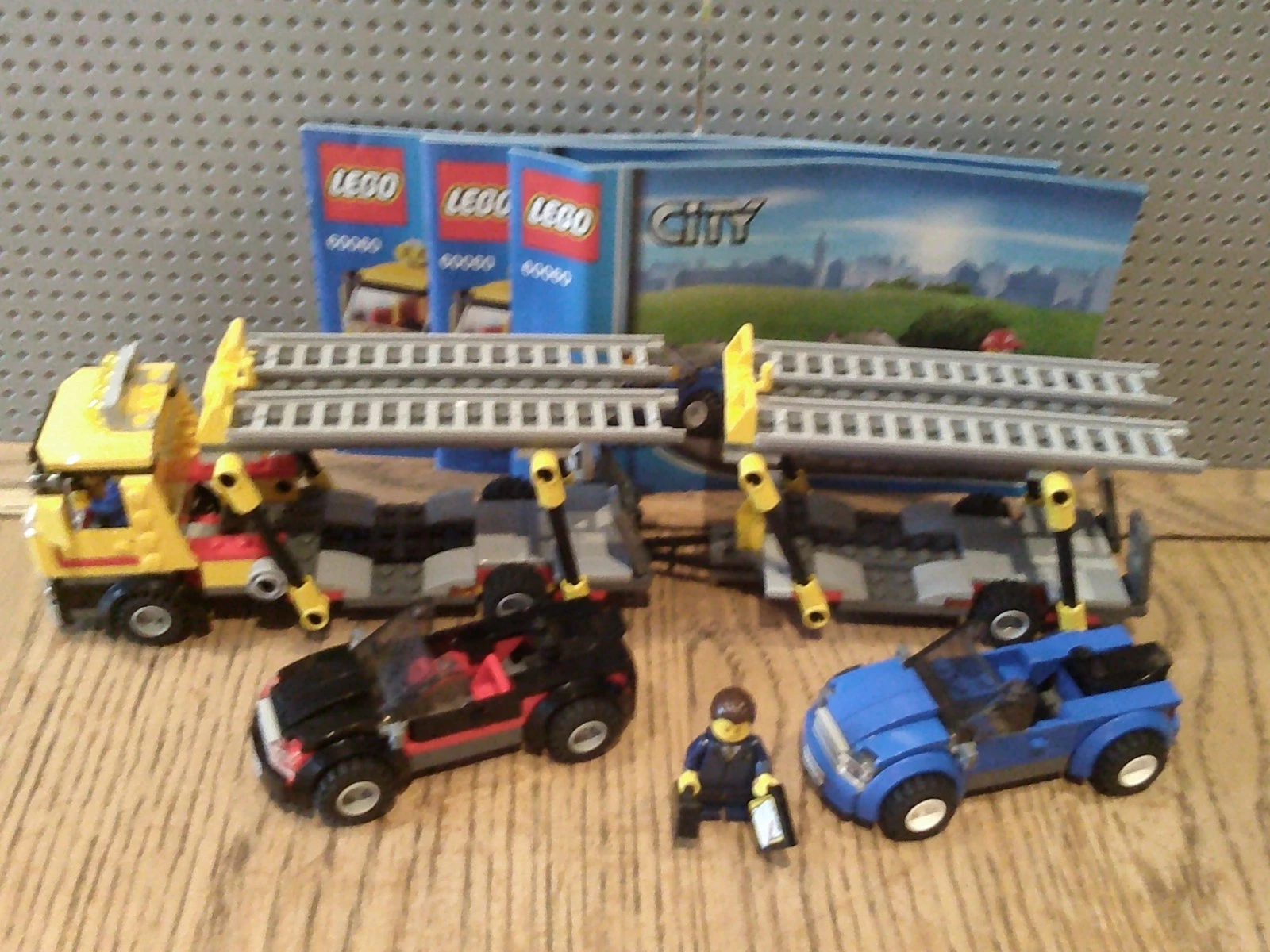 Lego City 60060 Auto Transporter (100% Complete) Byf