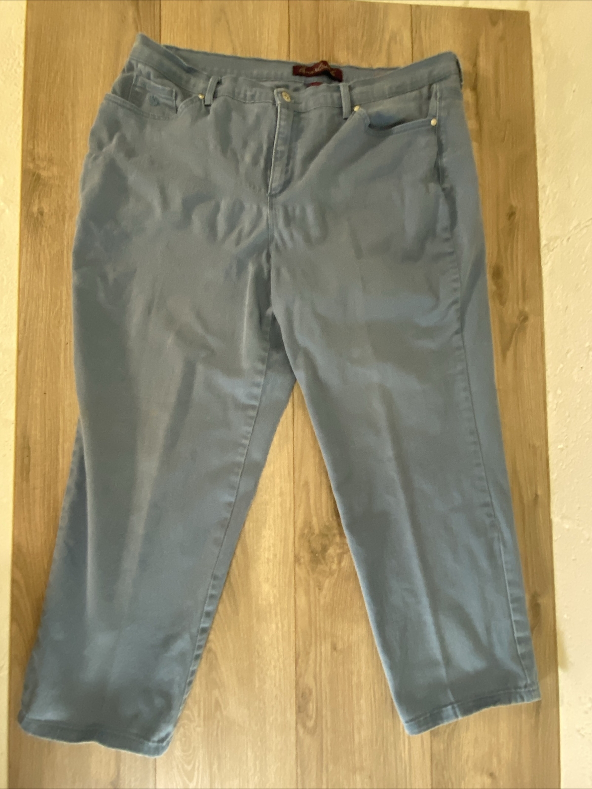 Gloria Vanderbilt Amanda Women's Plus Size 18 Long Blue Tapered Leg Stretch Jean