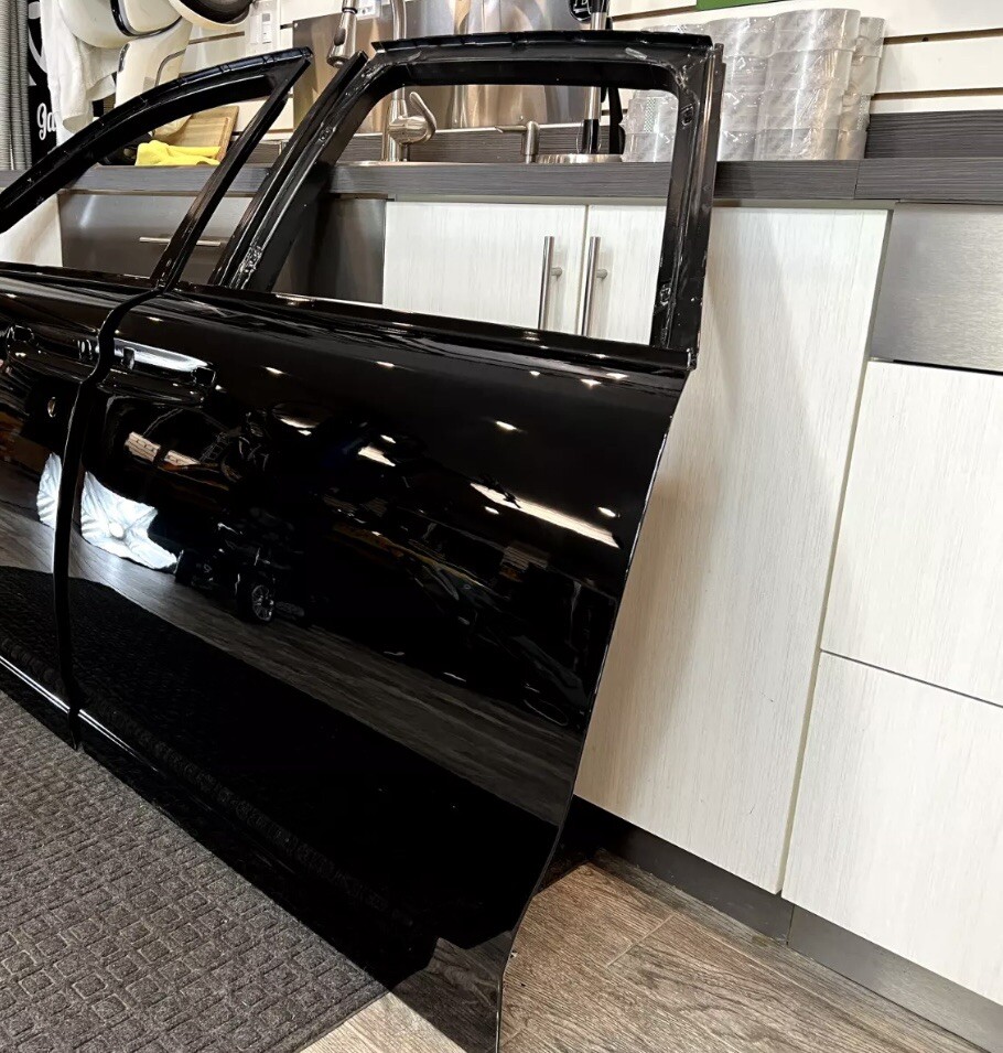 2010-2014 OEM Rolls-Royce Ghost RR4 SWB Rear Left Driver Side Door Shell Black
