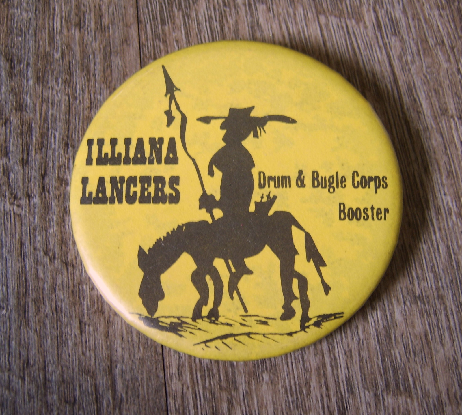Vintage ILLIANA LANCERS Drum & Bugle Corps Booster PINBACK BUTTON 3